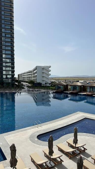 Grand Sapphire Resort Long Beach Trikomo 外观 照片